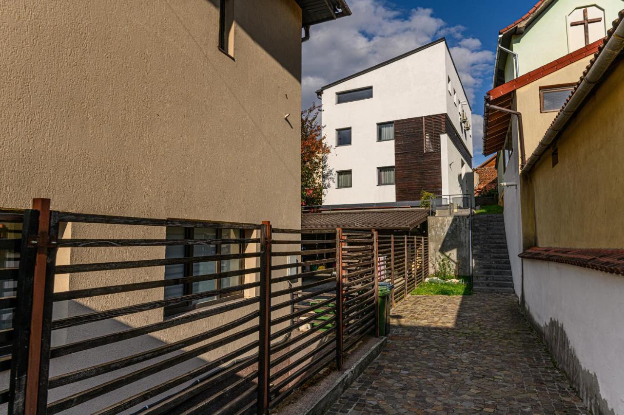 Sun Villas Accommodation Brașov Exterior foto