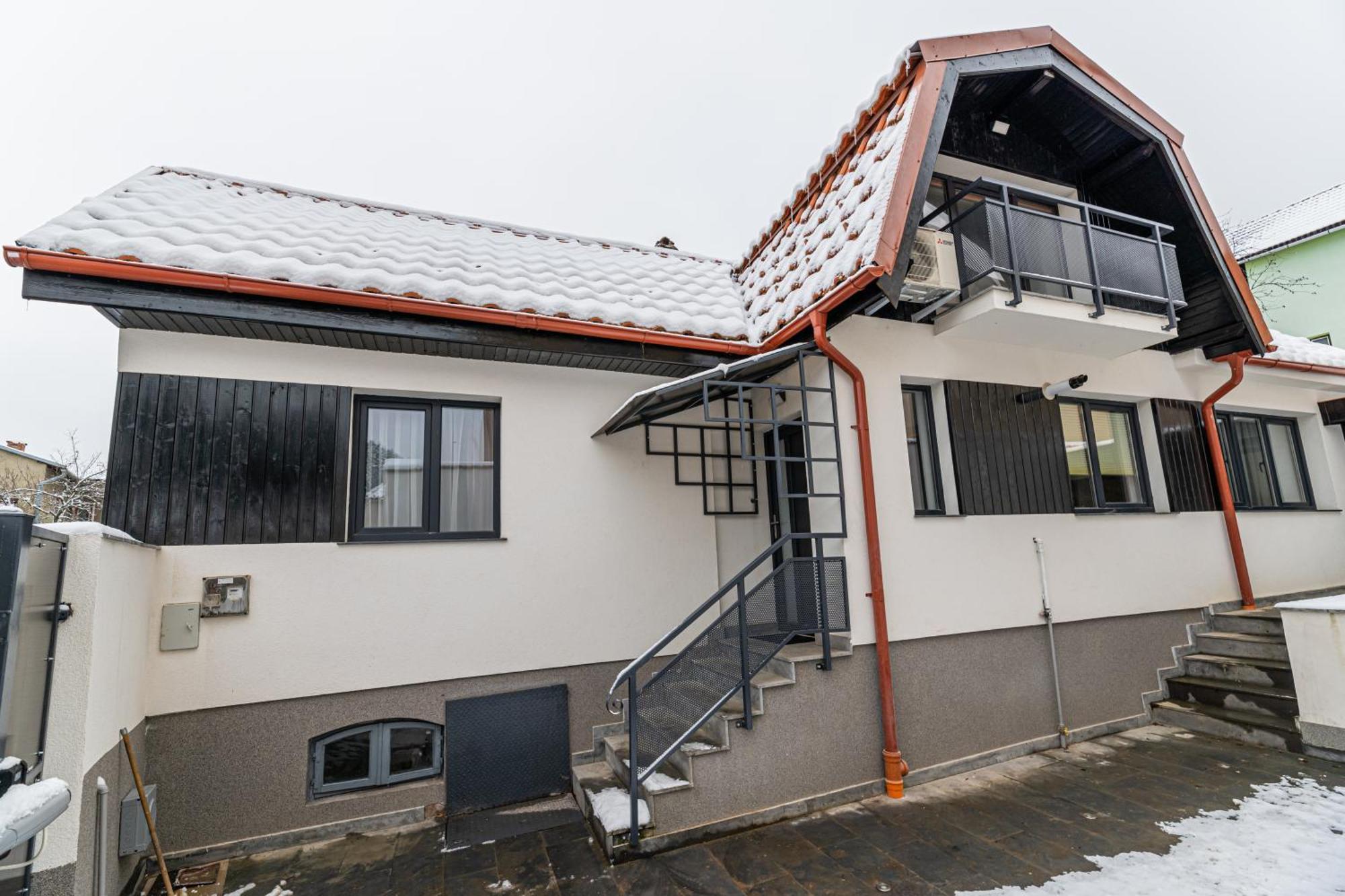 Sun Villas Accommodation Brașov Exterior foto
